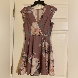 Papaya floral short sleeve mini dress size small feminine romantic